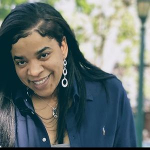 Meet your Posher, Norma